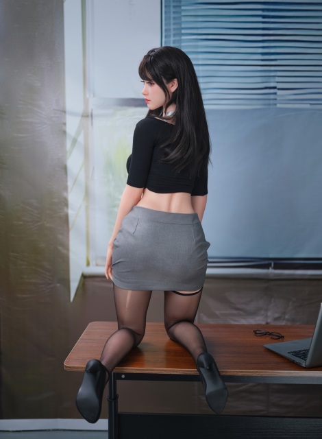 HSDoll 135cm Height Articulated Premium Custom Silicone Doll Secretary