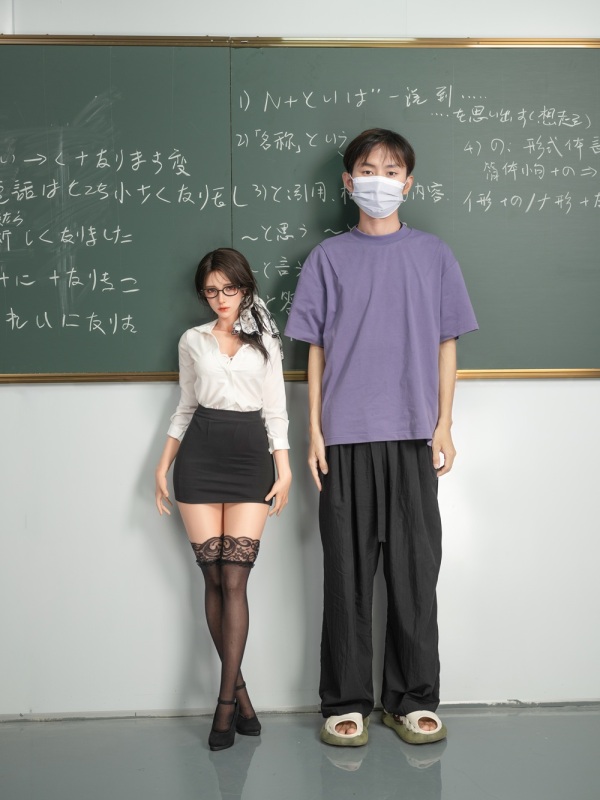 HSDoll 135cm Height Articulated Premium Custom Silicone Doll Teacher
