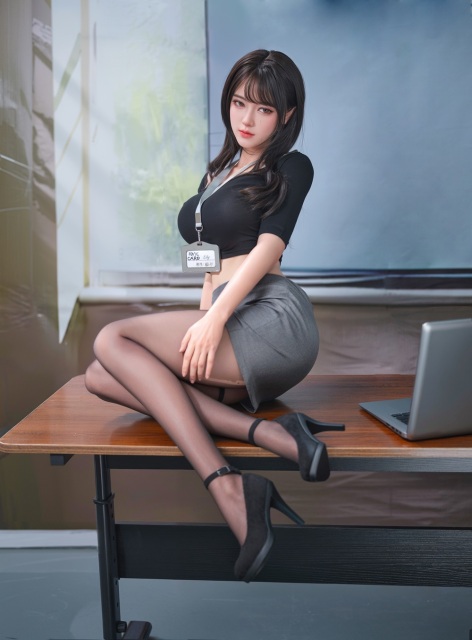 HSDoll 135cm Height Articulated Premium Custom Silicone Doll Secretary