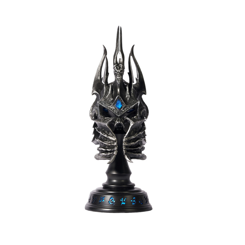 Blizzard World of Warcraft - Helm of Domination Metal Replica Desktop Ornament