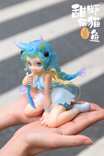 WeArtDoing Sweet Catfish Moon Fin Figure