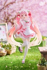 TAITO Piapro Characters Hatsune Miku Coreful Figure Sakura Wafuu Kissa ver.
