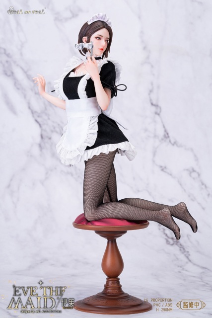 Real on real Eve 1/6 Scale Figure