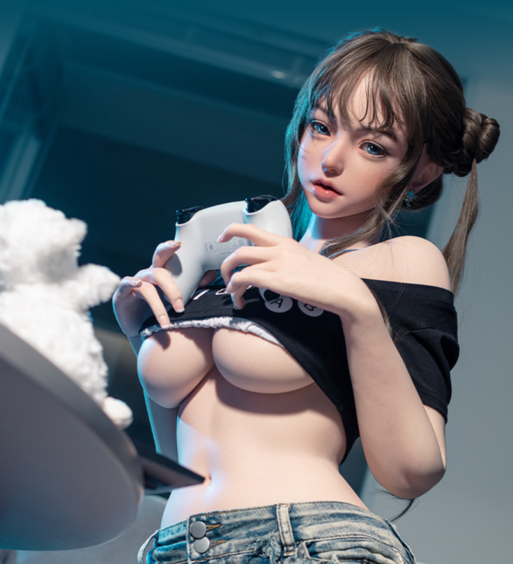 Bezlya 2.2CF Series: Gamer Girl - Feng Ling - No.5 Makeup 1/1 Scale Silicone Doll