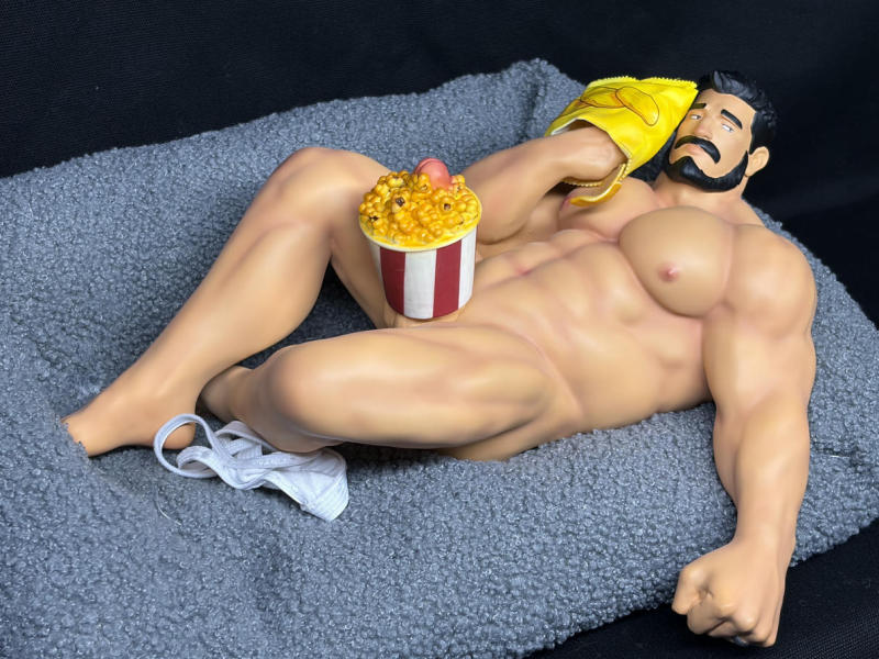 Salted Fish Uncle's Day Off Resin Statue