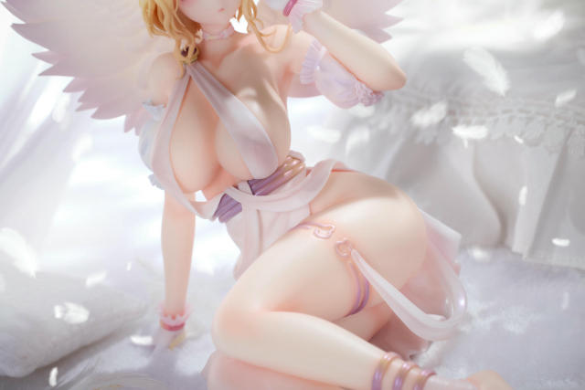 VKEND IDORU ANGEL 1/6 Scale Figure