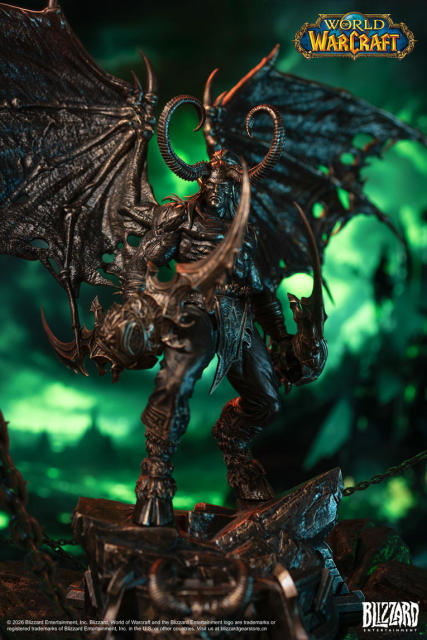 Blizzard World of Warcraft Illidan Stormrage Bronze Collector's Edition Statue