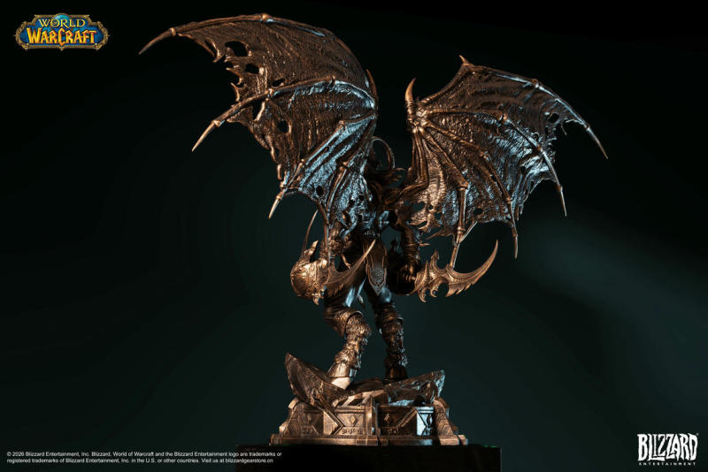 Blizzard World of Warcraft Illidan Stormrage Bronze Collector's Edition Statue