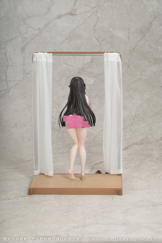 Myethos Gift+ Azur Lane Trinidad Trapper in the Changing Room Ver. 1/8 Figure