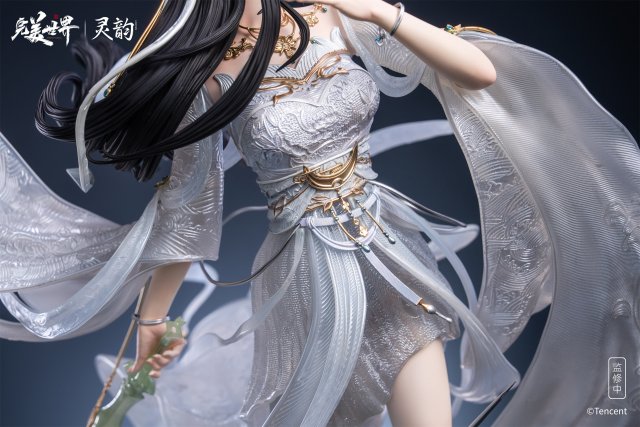 Ling Yun Studio Perfect World Qing Yi 1/4 Scale Statue (Bonus)