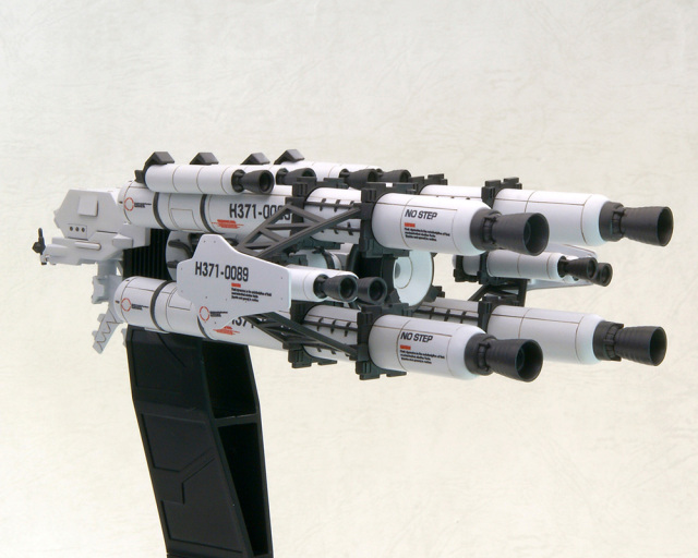 Kotobukiya Armored Core LINEARK WHITE GLINT and V.O.B Set 1/72 Plastic Model