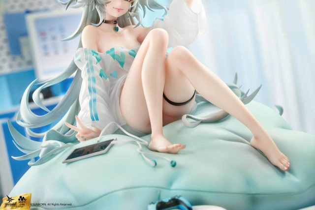 Calbone Girls' Frontline 2 Exilium PA-15 1/7 Figure (Bonus)