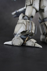 Plum Assault Suits Leynos 1/35 AS-5E3 Leynos Player Type Renewal Ver. Plastic Model