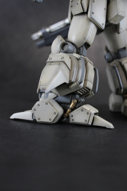 Plum Assault Suits Leynos 1/35 AS-5E3 Leynos Player Type Renewal Ver. Plastic Model