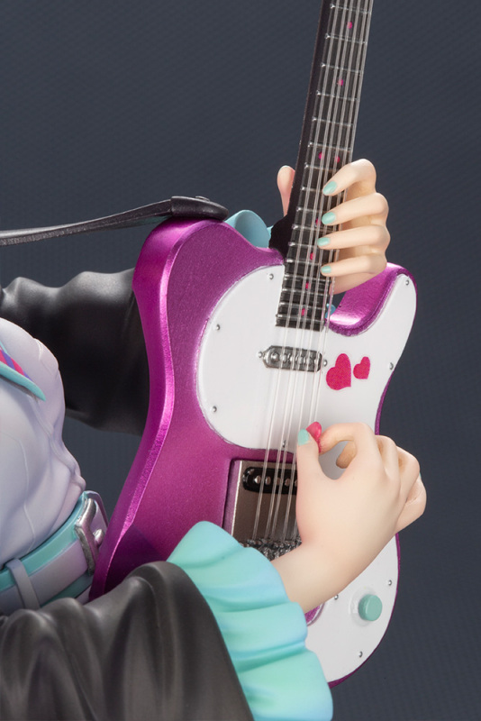 Kotobukiya Bishoujo Remix Series Hatsune Miku 1/7 Figure (Reissue)
