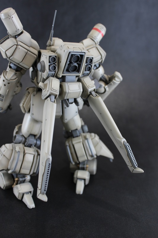 Plum Assault Suits Leynos 1/35 AS-5E3 Leynos Player Type Renewal Ver. Plastic Model