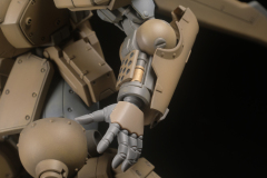Plum Assault Suits Leynos 1/35 AS-5E3 Leynos Player Type Renewal Ver. Plastic Model