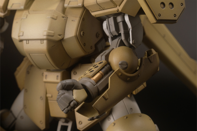 Plum Assault Suits Leynos AS-5E3 Leynos Land Battle Type Renewal Ver. 1/35 Plastic Model