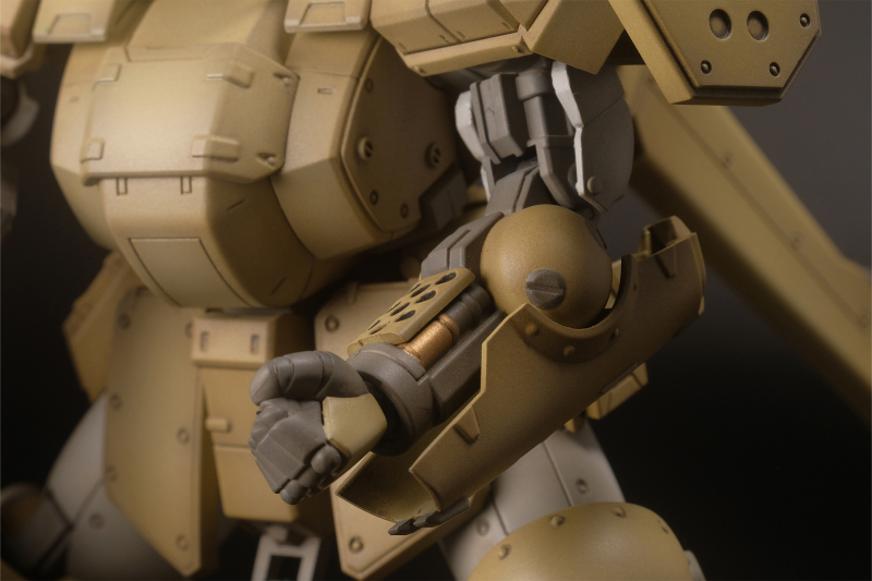 Plum Assault Suits Leynos AS-5E3 Leynos Land Battle Type Renewal Ver. 1/35 Plastic Model