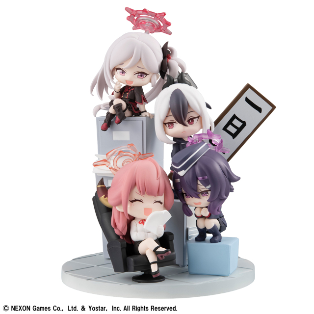 MegaHouse FigUnity Blue Archive Figure