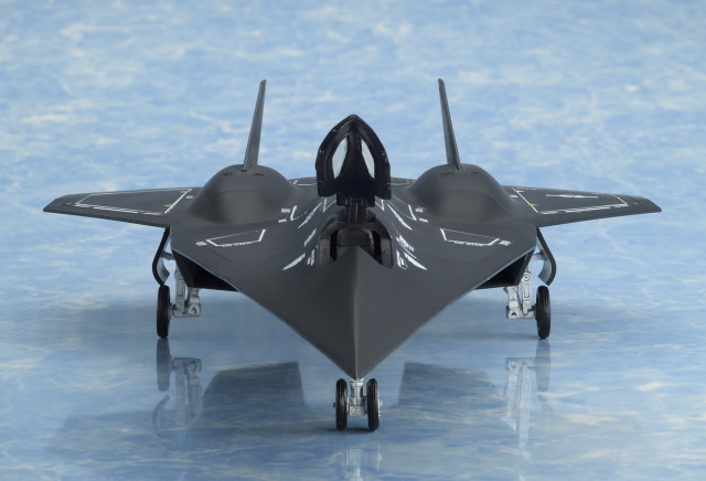 Bellfine 1/72 Top Gun Maverick Dark Star Plastic Model