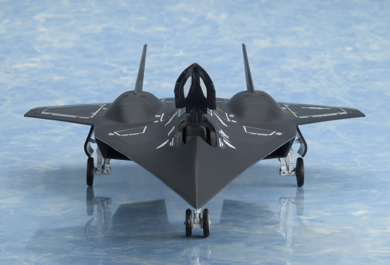 Bellfine 1/72 Top Gun Maverick Dark Star Plastic Model