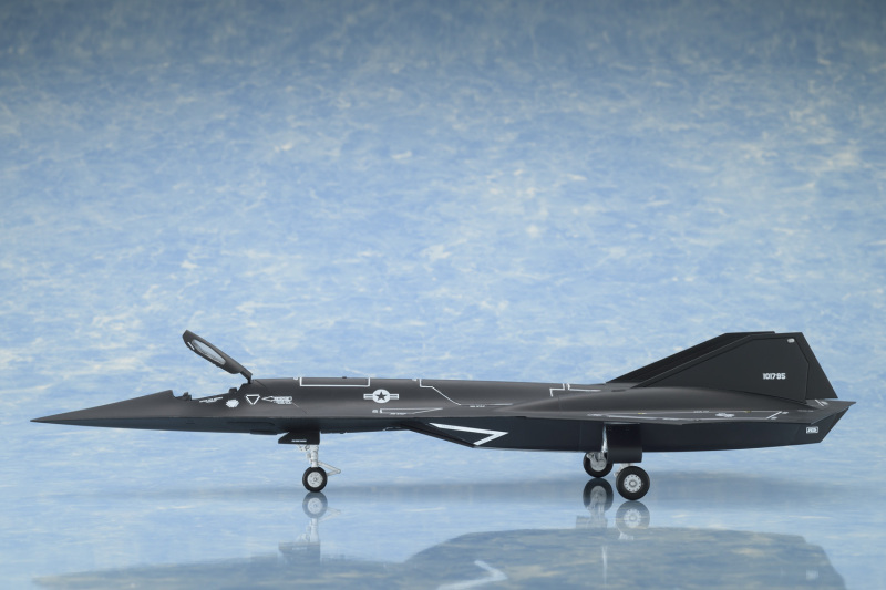 Bellfine 1/72 Top Gun Maverick Dark Star Plastic Model