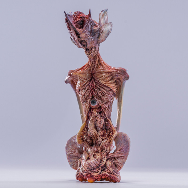 Manas SUM Si Ji Ti Ji Black Gold Ver. Art Statue