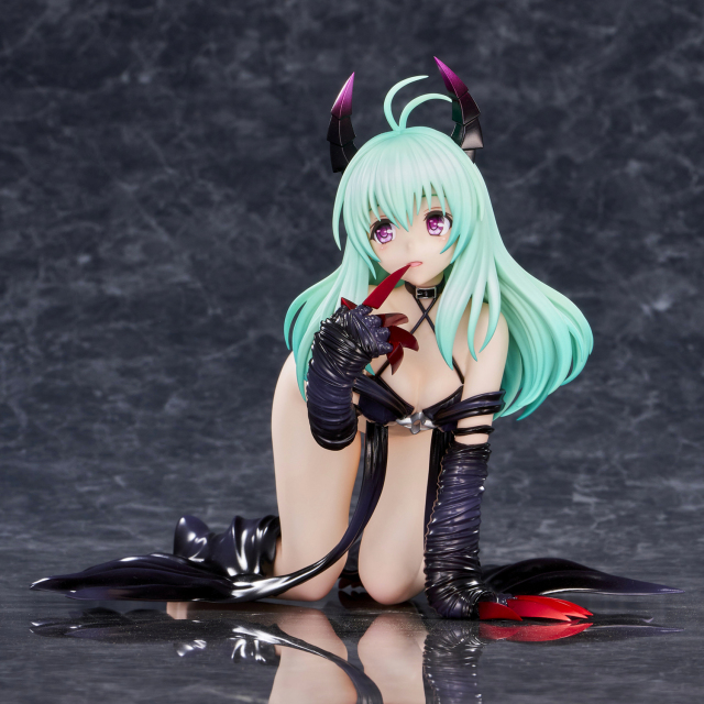 Union Creative To Love-Ru Darkness Run Elsie Jewelria Darkness Ver. Renewal Package Edition Scale Figure