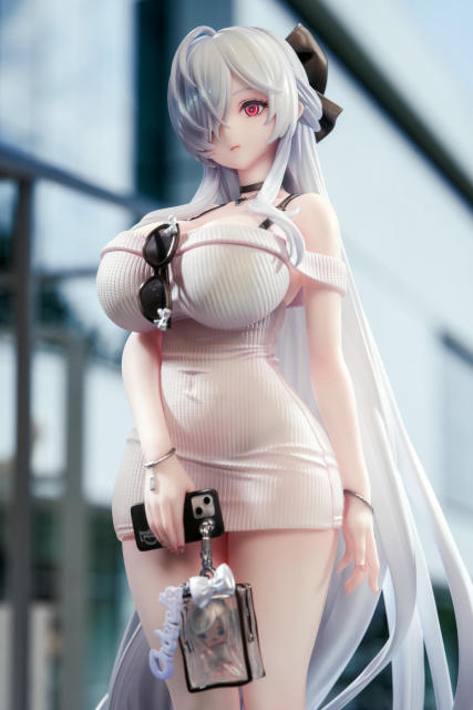 Good Smile Arts Shanghai GSAS GODDESS OF VICTORY NIKKE Cinderella Beautiful Me 1/7 Figure