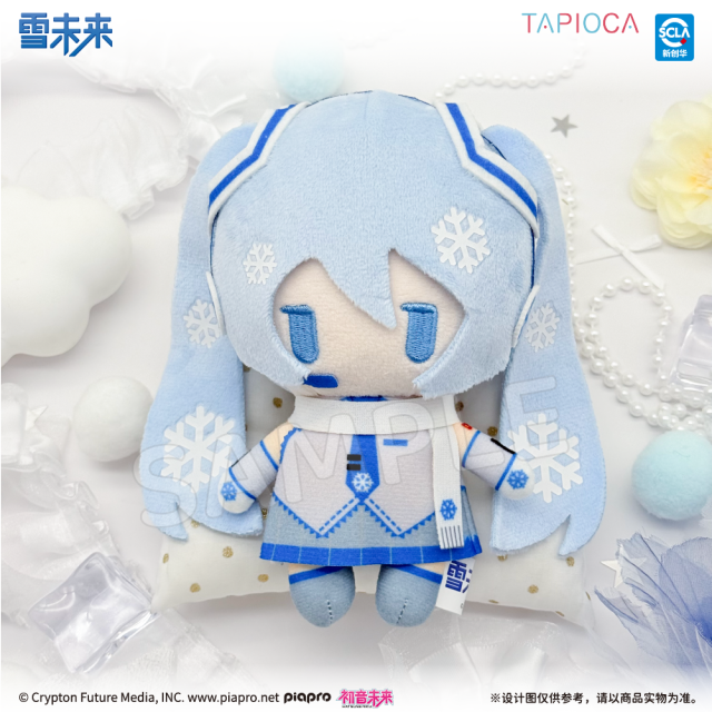 TAPIOCA Hatsune Miku Cape Plush Snow Miku Ver.