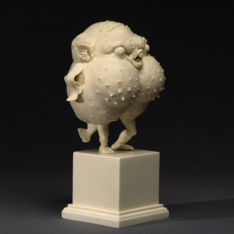Manas SUM PUFFER Statue