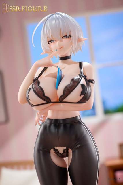 SSR FIGURE Naophilia 1/6 Scale Figure
