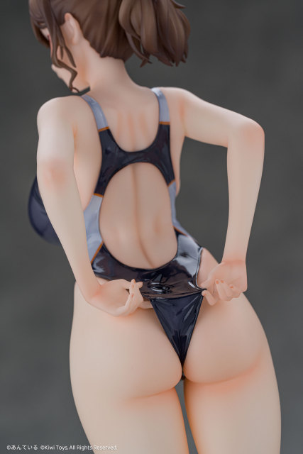 Kiwi Toys Swimming Coach Honami 1/6 Scale Figure