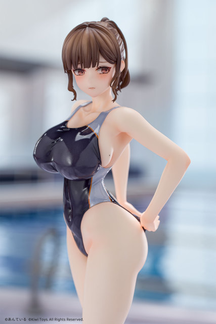 Kiwi Toys Swimming Coach Honami 1/6 Scale Figure