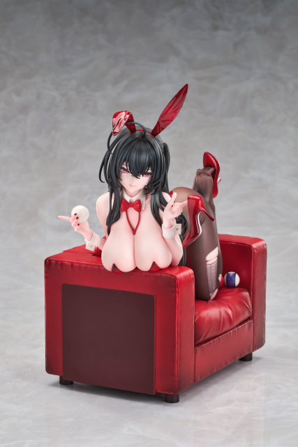 Good Smile Arts Shanghai GSAS Azur Lane Taihou Fun on the Baize Illustration Ver 1/7 Scale Figure