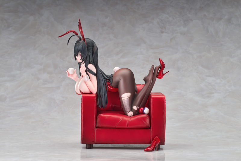 Good Smile Arts Shanghai GSAS Azur Lane Taihou Fun on the Baize Illustration Ver 1/7 Scale Figure