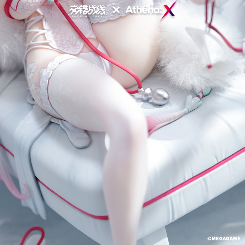 Athena X Daiblos Core Noctulecent Pure White Melody Ver 1/6 Scale Figure (Bonus)