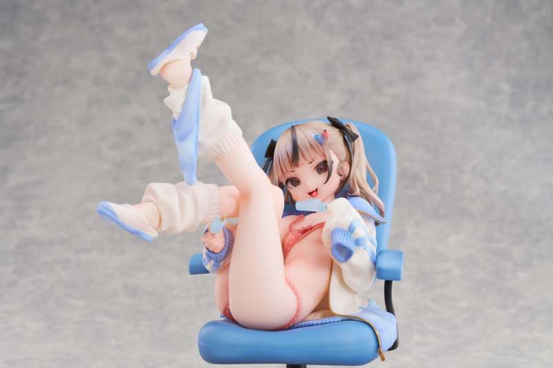 Native x HOTVENUS Original Naisho no Houkago Emika 1/6 Scale Figure (Bonus)