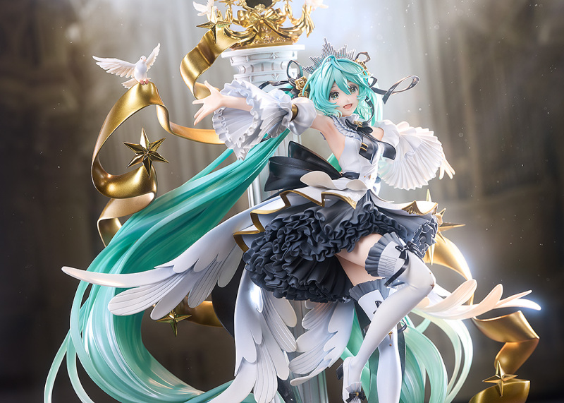 Good Smile Company GSC G S Collection SC Hatsune Miku Symphony 10th Anniversary Ver 1/7 Scale Figure