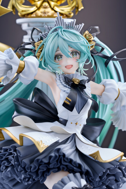 Good Smile Company GSC G S Collection SC Hatsune Miku Symphony 10th Anniversary Ver 1/7 Scale Figure