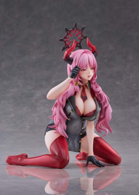 GOLDENHEAD+ Blue Archive Satsuki Memorial Lobby Ver 1/7 Scale Figure