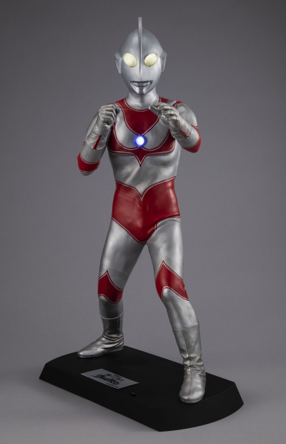 MegaHouse Ultimate Article The Return of Ultraman Scale Figure