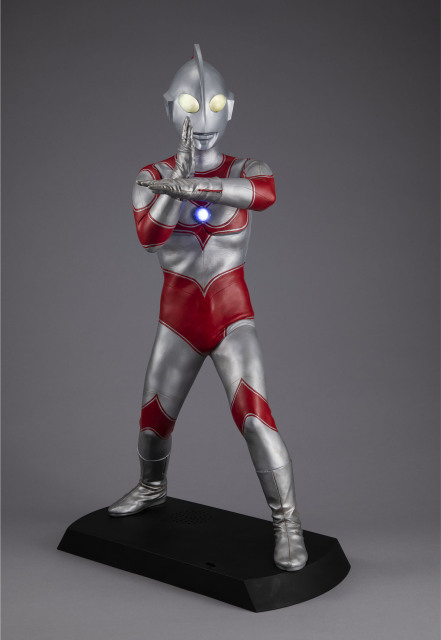 MegaHouse Ultimate Article The Return of Ultraman Scale Figure