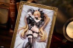 Novel Stella Stella Black Cat Ver 1/7 Scale Figure