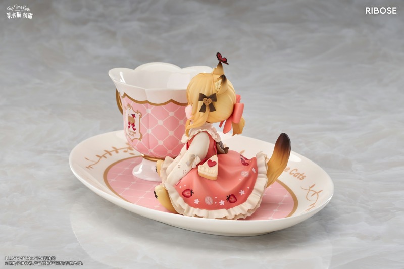 RIBOSE Original Tea Time Cats Orange Cat Figure