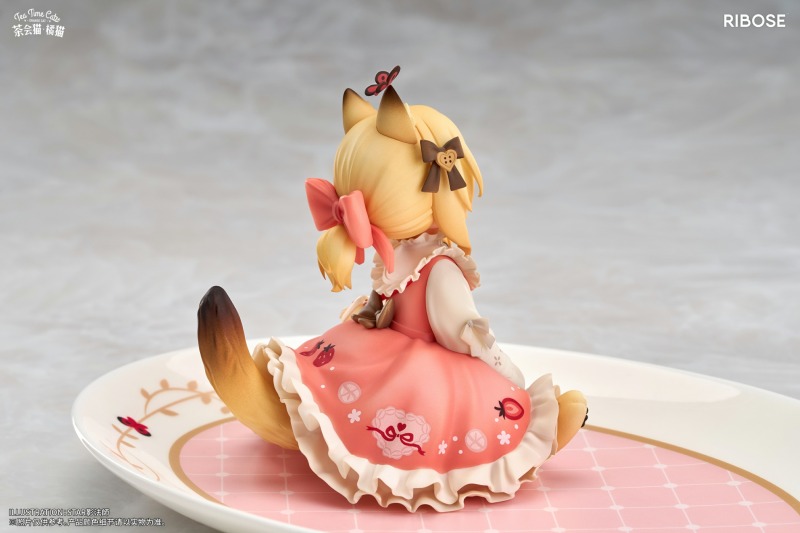 RIBOSE Original Tea Time Cats Orange Cat Figure