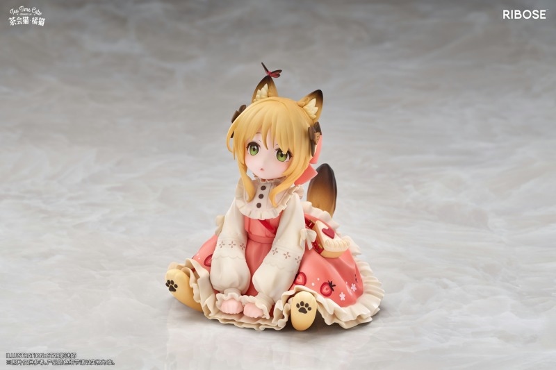 RIBOSE Original Tea Time Cats Orange Cat Figure