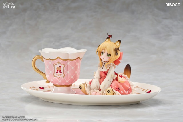 RIBOSE Original Tea Time Cats Orange Cat Figure