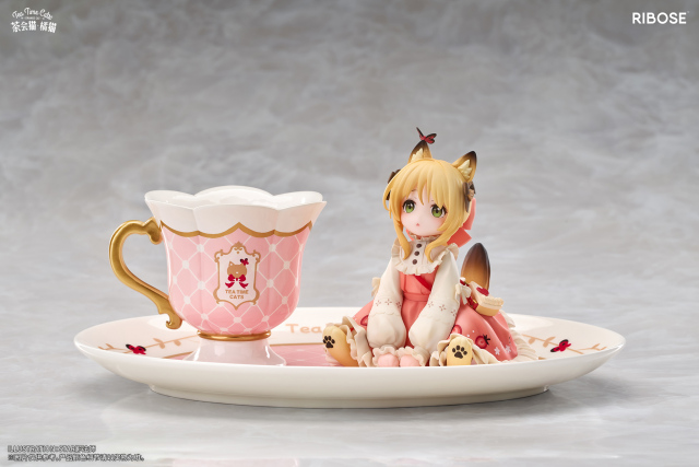RIBOSE Original Tea Time Cats Orange Cat Figure